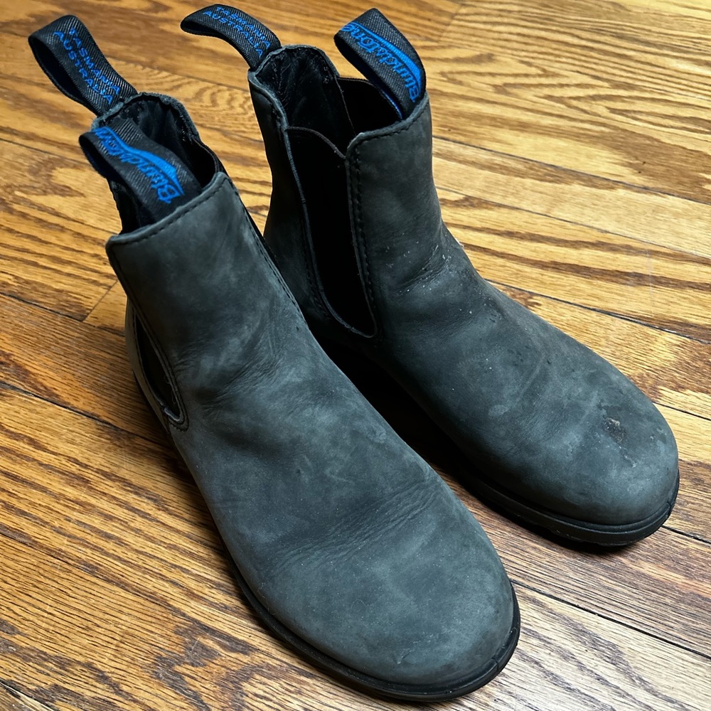 Blundstone Dark Gray Fur Lined Boots